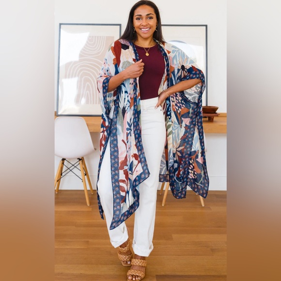 One Size BREATH OF YOUTH FLORAL KIMONO-NWT - Picture 2 of 16